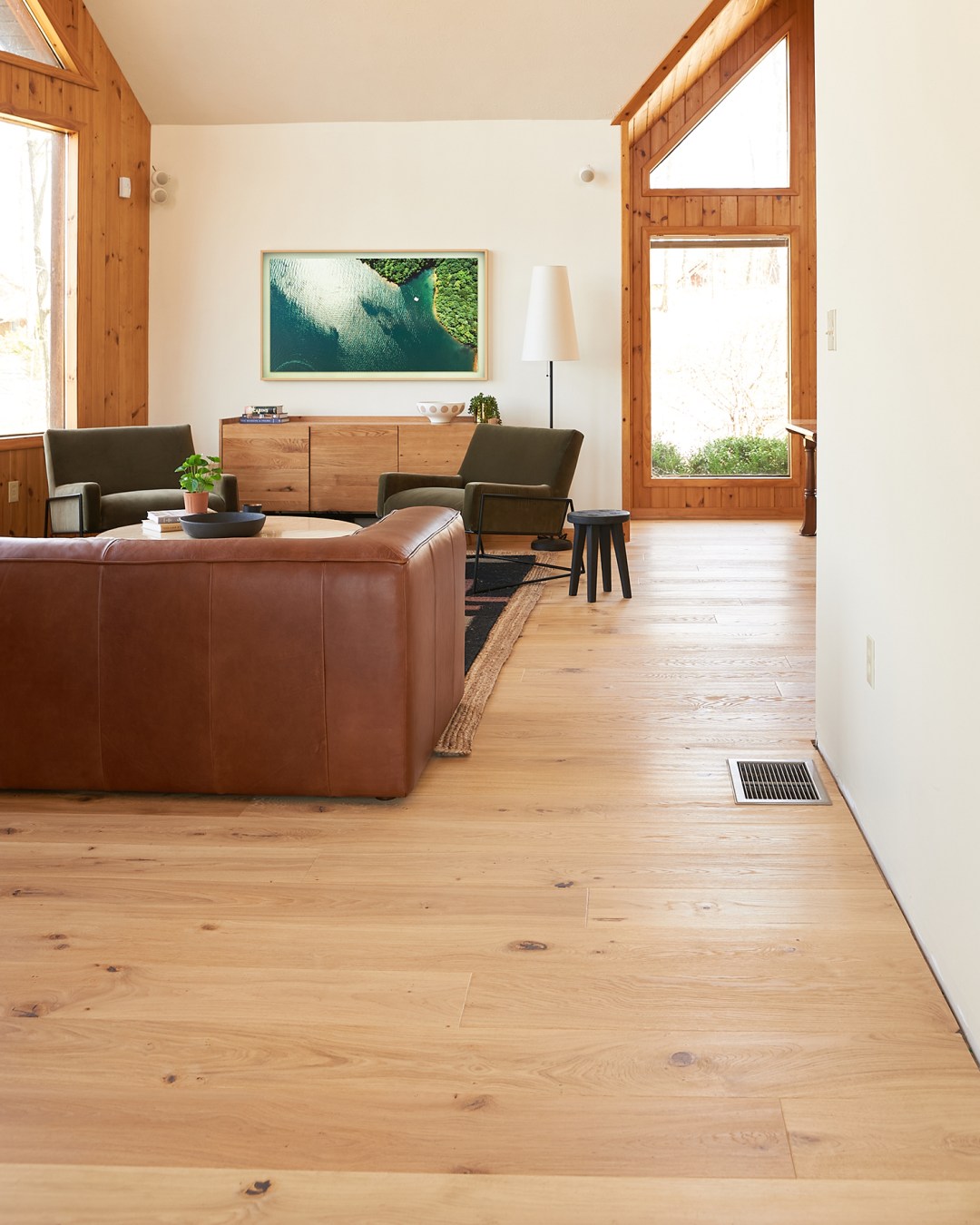 Hardwood flooring installation and interior renovation services South Florida